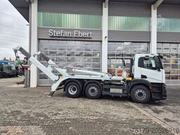 IVECO AD260S40X/P Meiller AK16. T Funk AHK
