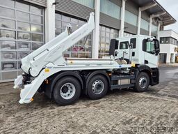 IVECO AD260S40X/P Meiller AK16. T Funk AHK