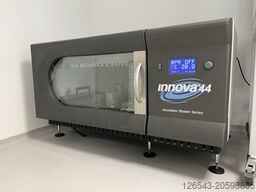 New Brunswick Scientific Innova 44