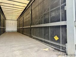 Schmitz Cargobull Mega / Edscha / Hubdach