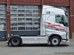 Volvo FH 13.500 Globetrotter 4x2 - Euro 6 - I parkcoo...