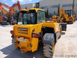 JCB 525.60