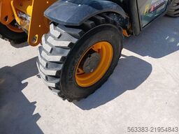 JCB 525.60