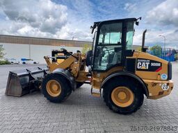 CAT 908M / 3.000h / Gabel / Schaufel