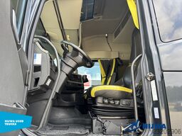 Volvo FH16 750 6x2/4 i.c.m. KWB P3 oplegger met Hiab ...