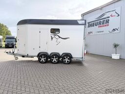SIRIUS 2 Pferde große Sattelkammer