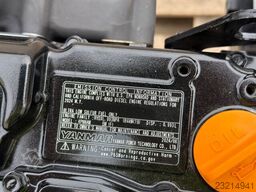 YANMAR 3TNV74F Motor / Unbenutzt / Neuwertig