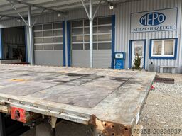 Krone Jumbo Plattform 7,82 mit Lochleiste