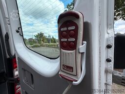MERCEDES-BENZ Sprinter 316 ERDGAS/CNG 9 Sitze MOTOR KAPUTT