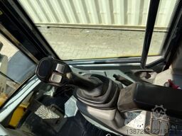 YANMAR V100 / 2019 BJ / Schaufel + Gabel