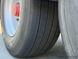 KRAKER CF200 CF-Z WALKING FLOOR 2X LIFT AXLE DISC BRAKE
