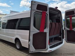 MERCEDES-BENZ 517 Lord Comfort XXL Lagerfahrzeug 23 SS