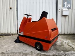 Stolzenberg Twin Top TT 1100 / E Aufsitzkehrmaschine