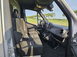 MERCEDES-BENZ SPRINTER 317 Bakwagen Laadklep!