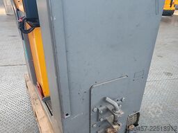Jungheinrich EZS130 defect