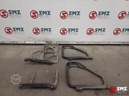 Renault Occ set sideskirt steunen Renault