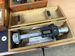 MITUTOYO/TESA Three-point Internal Micrometer