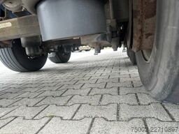 LAG stack of 3x 2012 LAG 40FT/45FT chassis / empty ...