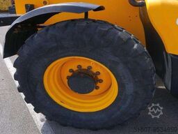 JCB 560 80 AGRI PLUS