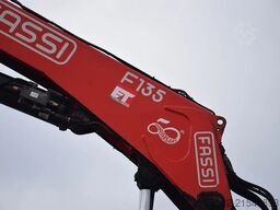 Mercedes-Benz Axor 1829 + Fassi 135 Flygip