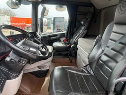 SCANIA S 580 V8 Twistlocks Schausteller