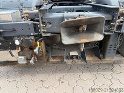 SCANIA S 580 V8 Twistlocks Schausteller