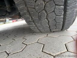 SCANIA S 580 V8 Twistlocks Schausteller