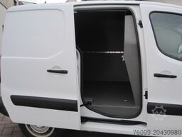 Peugeot Partner 1.6 HDI Cateringausbau 3-Sitzer