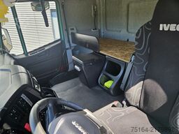 Iveco AT 440 T