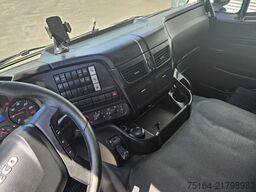 Iveco AT 440 T