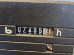 DECKEL DMC 63 V