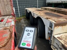 NOOTEBOOM Tiefbett Tieflader mit 3 Lenkbaren 12t Achsen