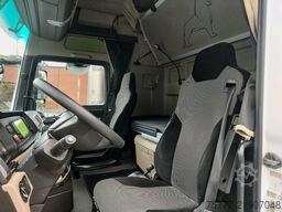 MAN TGX 18.500 XXL-INTARDER-2 Tanks-Navi
