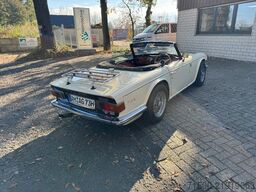 Leyland Triumph TR6-PI - 2.5 Benziner