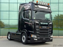 SCANIA S580 V8 NGS 50 YEARS V8 EDITION FULL AIR 2+4 FUL