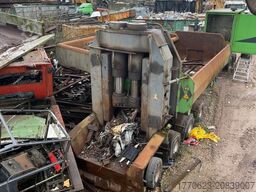 Akros Henschel CIV600-8L