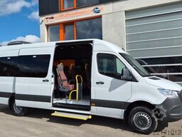 MERCEDES-BENZ 8 Sprinter Lord Light 22 Sitzer Vorlauffahrzeug