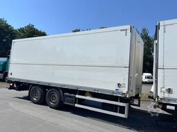 ORTEN ag18t Anhänger gür Getränke mit Ladebordwand.