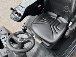 Linde H30T-02