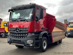 MERCEDES-BENZ Arocs 2648 6x4 3-Achs Kipper Bordmatik