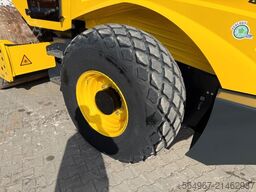 BOMAG BW213 D-5 Walzenzug NEWUERTIG 390h