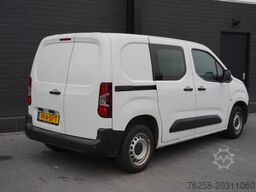 Peugeot Partner 1.2 110PK Benzine - Airco - Navi - Crui...