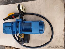 DEMAG / STAHL Kettenzug Demag / Stahl - 14 Stück.