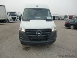 MERCEDES-BENZ SPRINTER 319 CDI STANDARD, IEBETüR