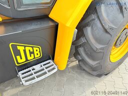 JCB 940 / TRIPLEX 4500 / FREE-LIFT NEW TIRES