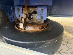  Wiese 3-Achs Stufen Sattel mit Auffahrrampe 25T