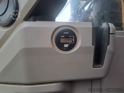 Caterpillar 323FLN IHC