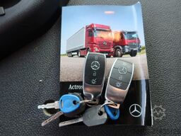 Mercedes-Benz 2727L Gesloten Bakwagen
