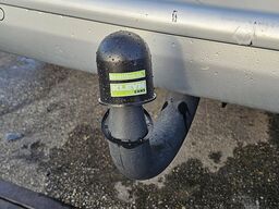 VOLKSWAGEN TRANSPORTER 2.0 TDI L2H1 Navi Trekhaak