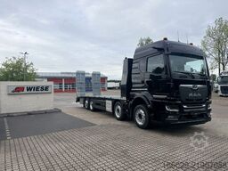 MAN Baumaschinen Maschinentransporter mit Rampen